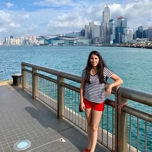 Meet your Posher, Cynthia